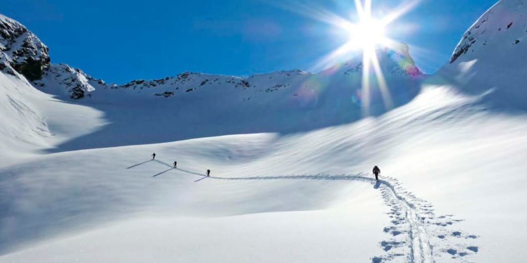 Traumtouren für Einsteiger und Profis Neuer Skitouren-Führer Osttirol und Oberkärnten Kompetent, umfassend und auf neuestem Stand